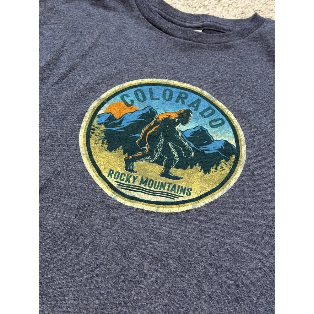 Blue Colorado Smokey Mountains Big Foot T-Shirt Youth Size Large